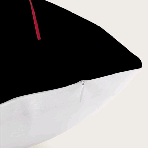 Lip 💋 Print Pillow Cover - Picture 3 of 3